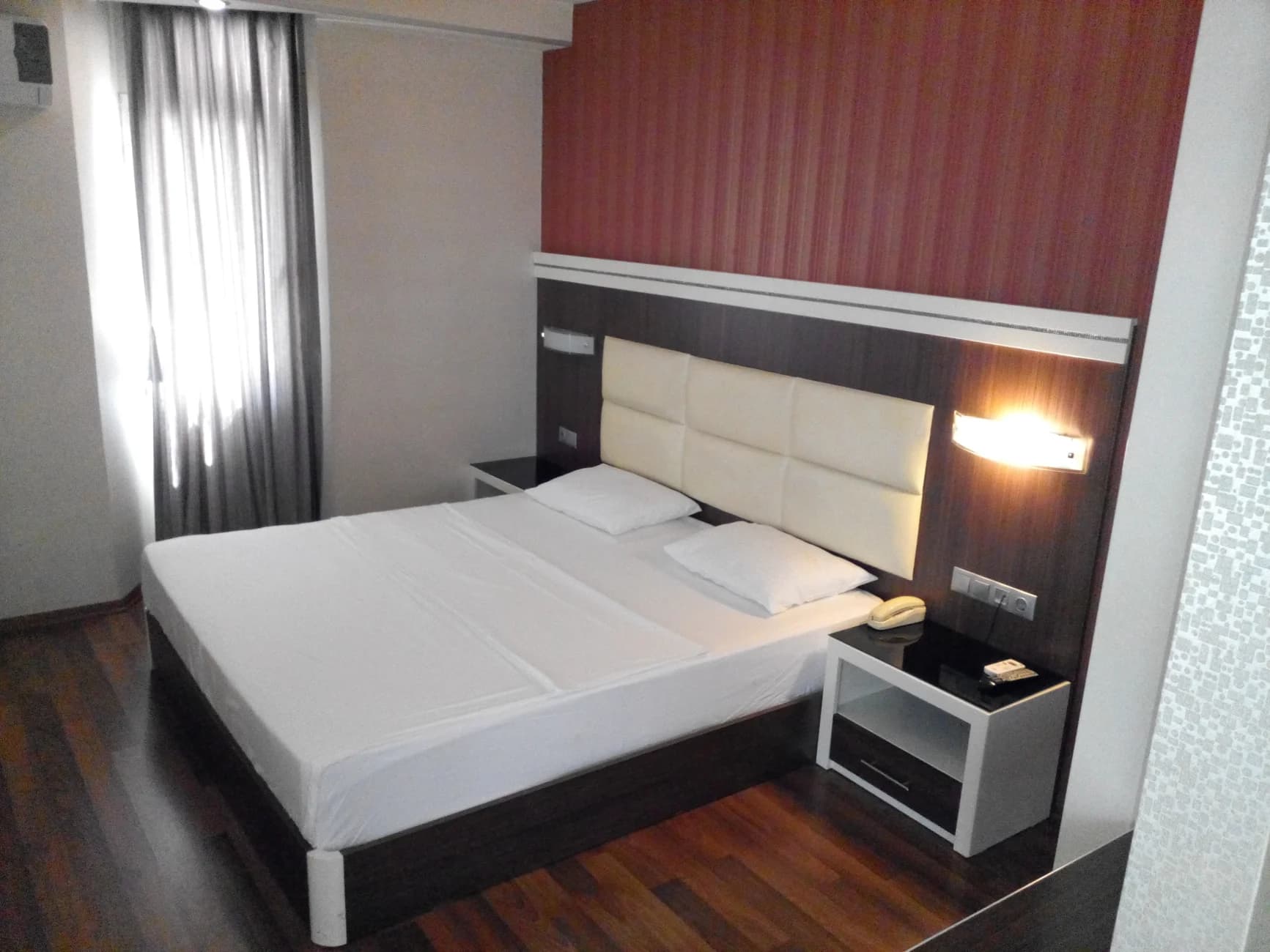 On3 Business Hotels Houses-0