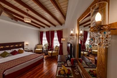 Tuvana Hotel Old Town -4