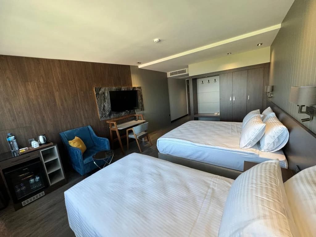 Ezkar Bathonea Art İstanbul-34