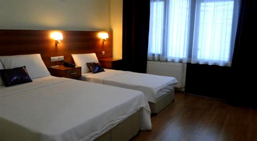 Yener Otel-18