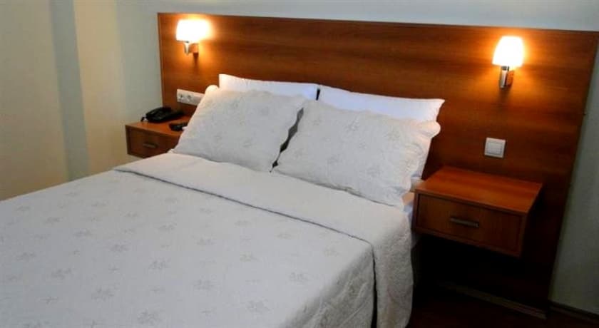 Yener Otel-9