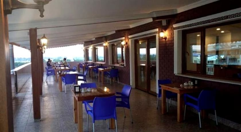 Yener Otel-16