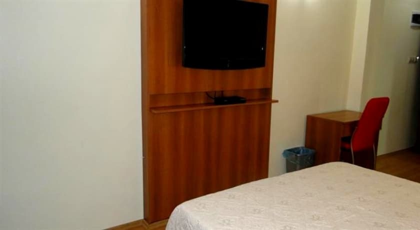 Yener Otel-8