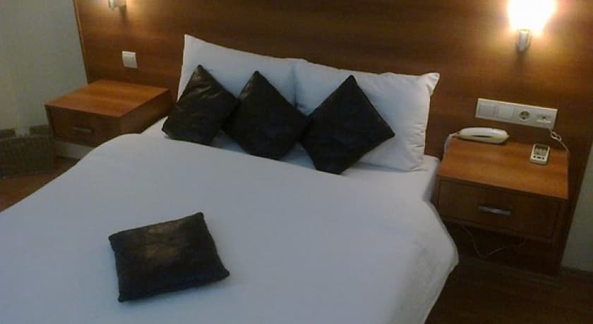 Yener Otel-5