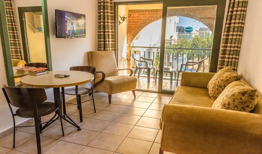 Maxwell Holiday Club Hotel-8