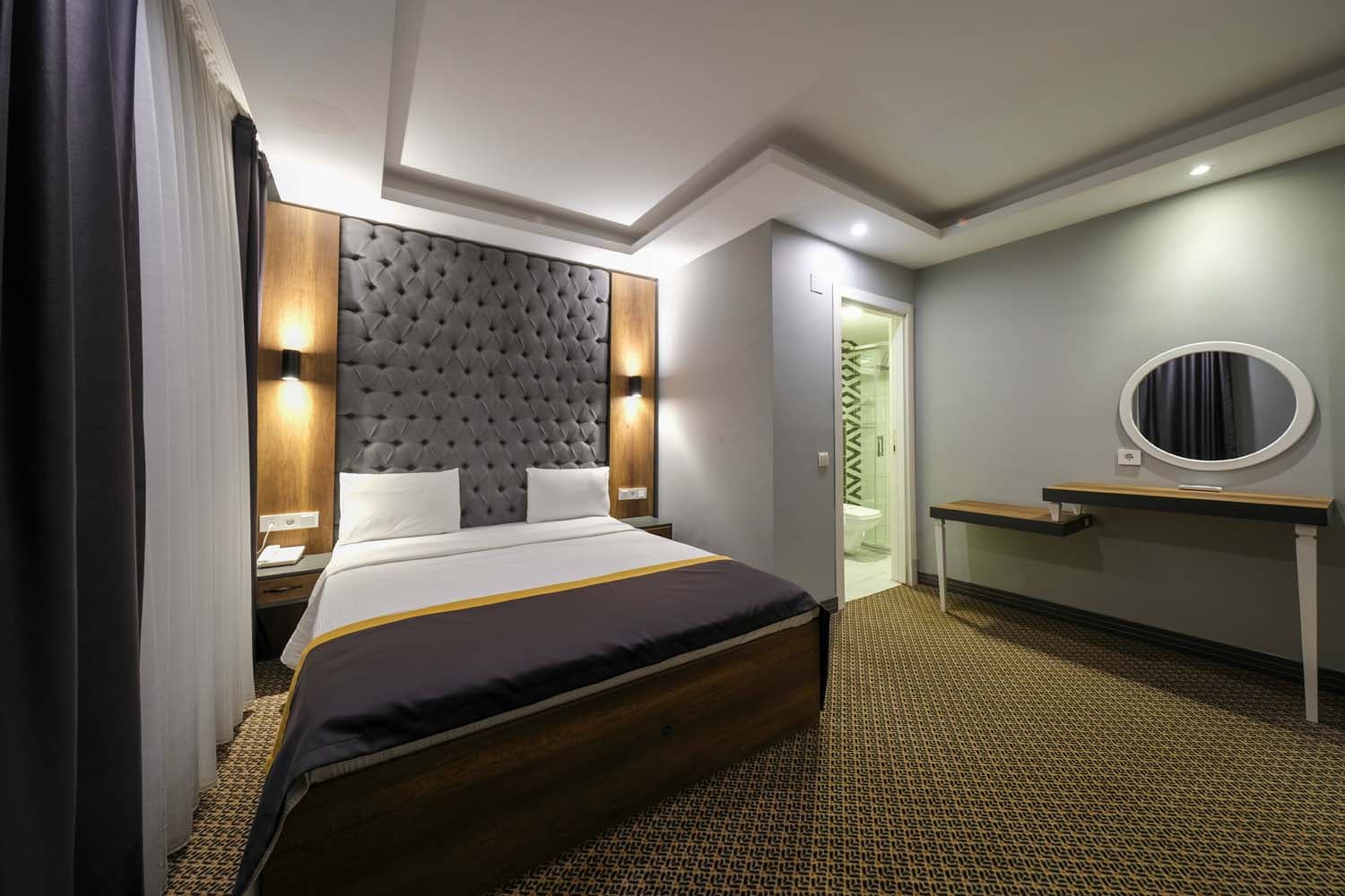 Eniza Hotel -0