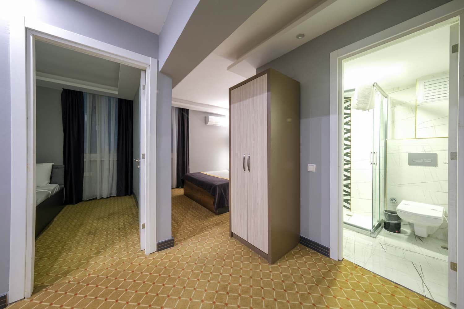 Eniza Hotel -18