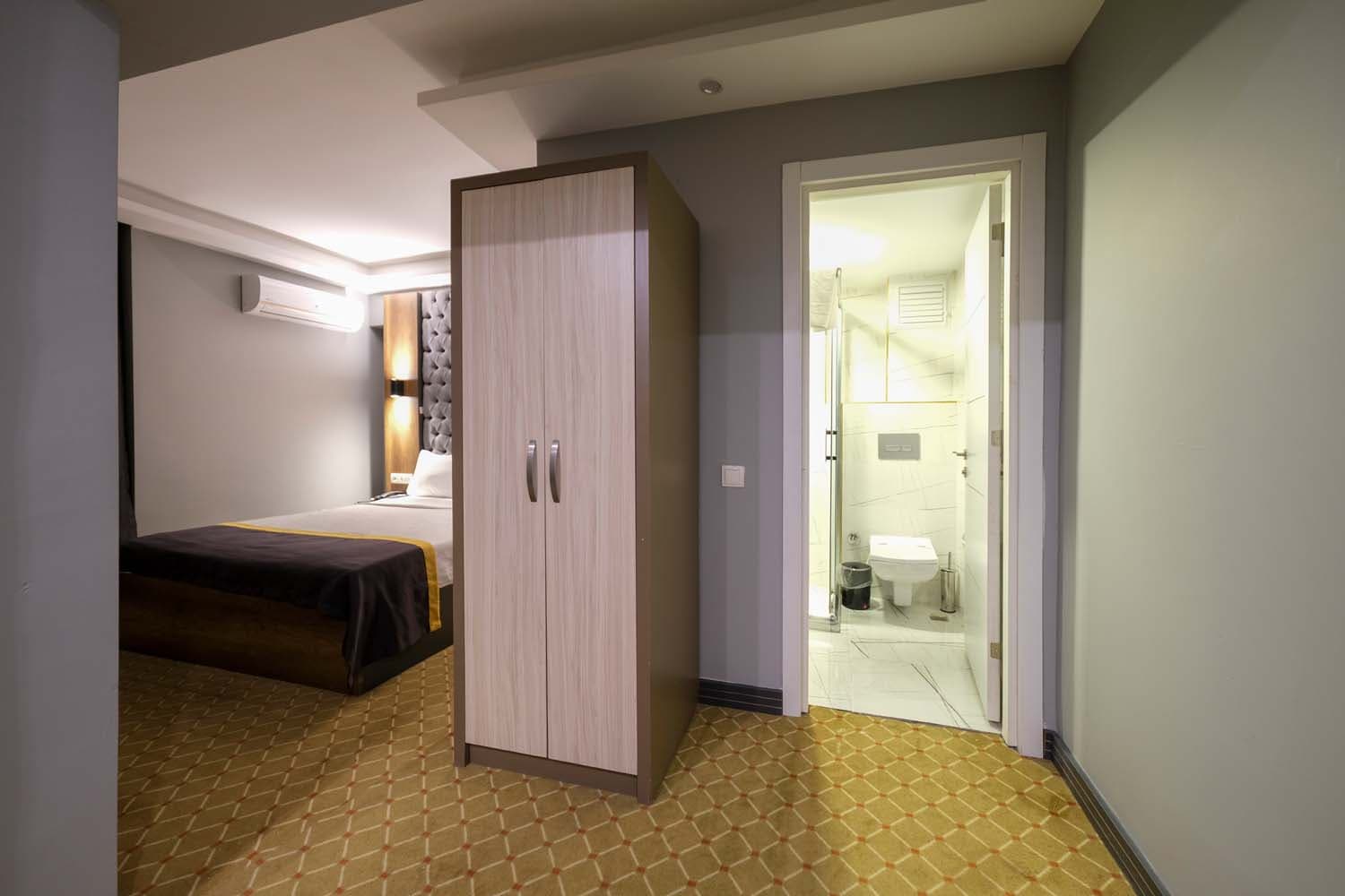 Eniza Hotel -16