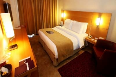 Ada Julian Hotel -1