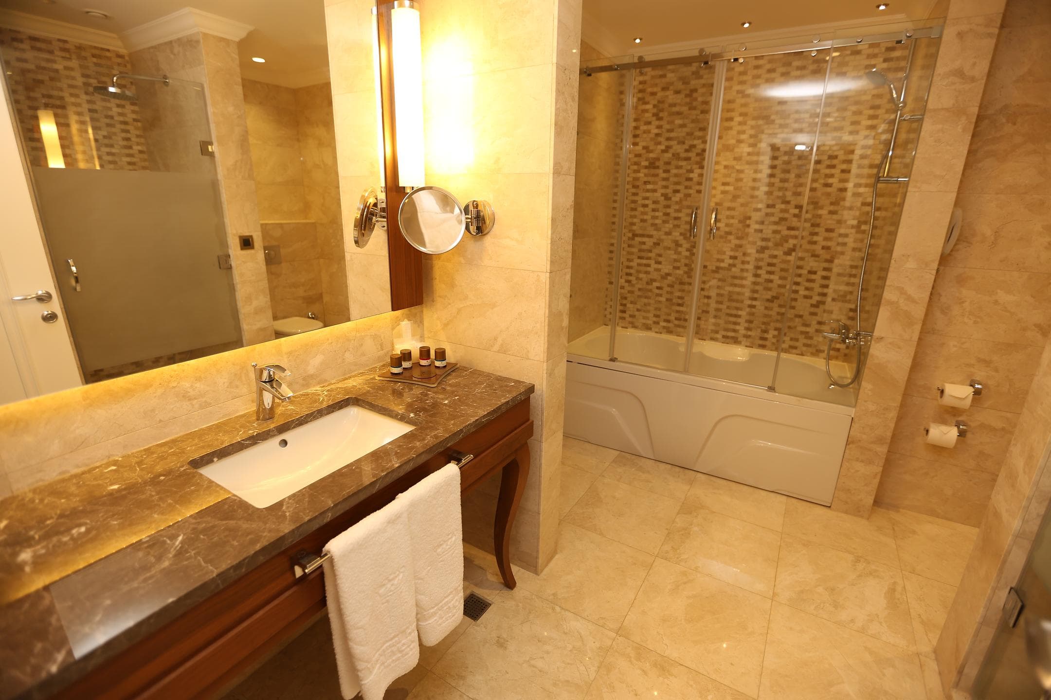 Alusso Thermal Spa & Convention Center Hotel-2