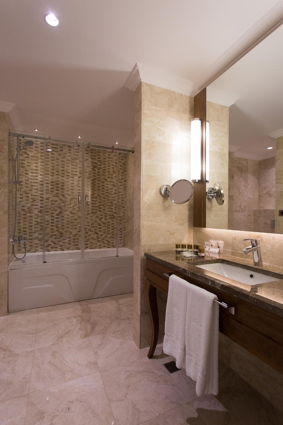Alusso Thermal Spa & Convention Center Hotel-5