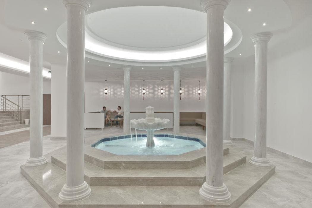 Alusso Thermal Spa & Convention Center Hotel-56