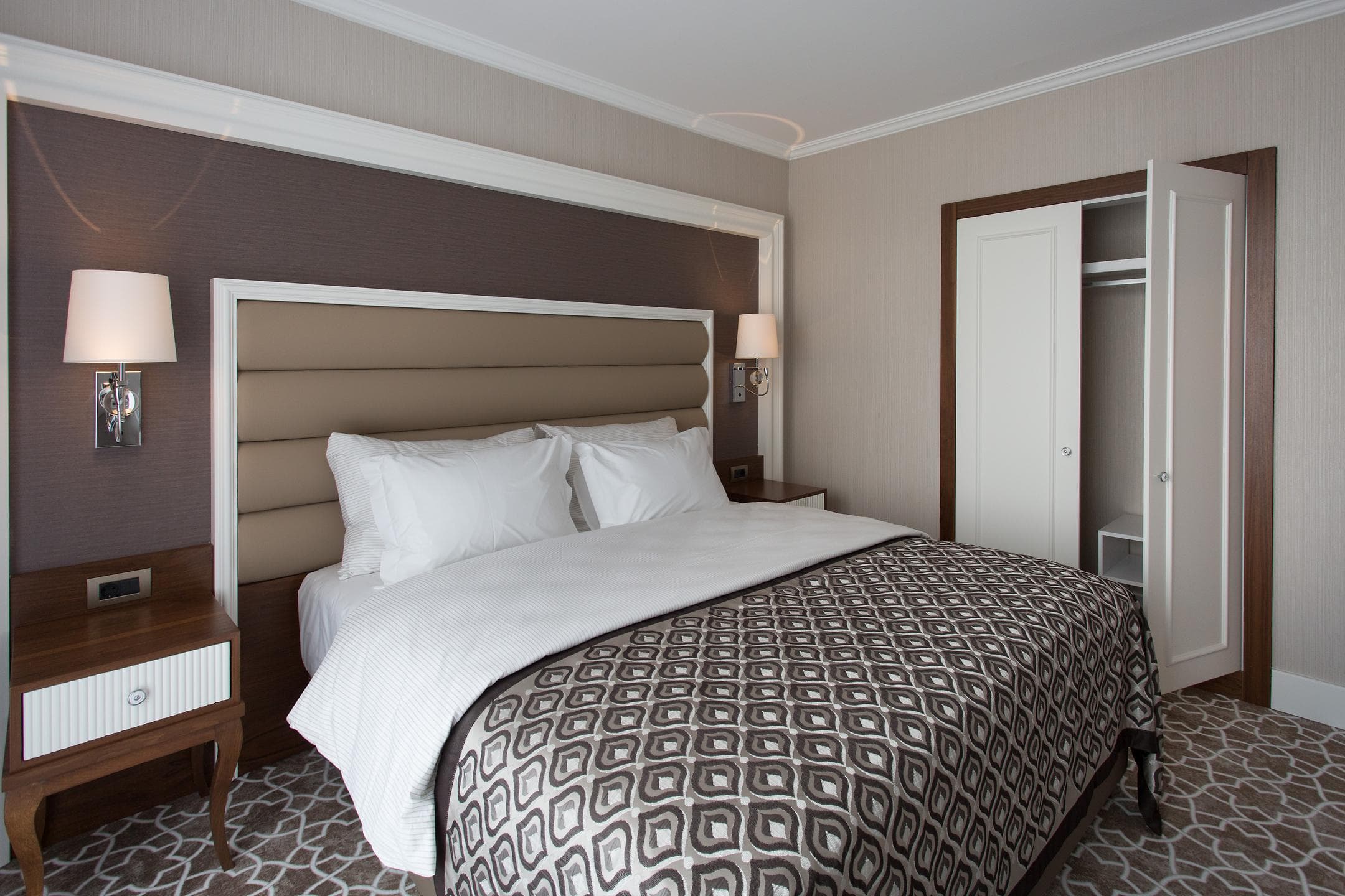 Alusso Thermal Spa & Convention Center Hotel-16