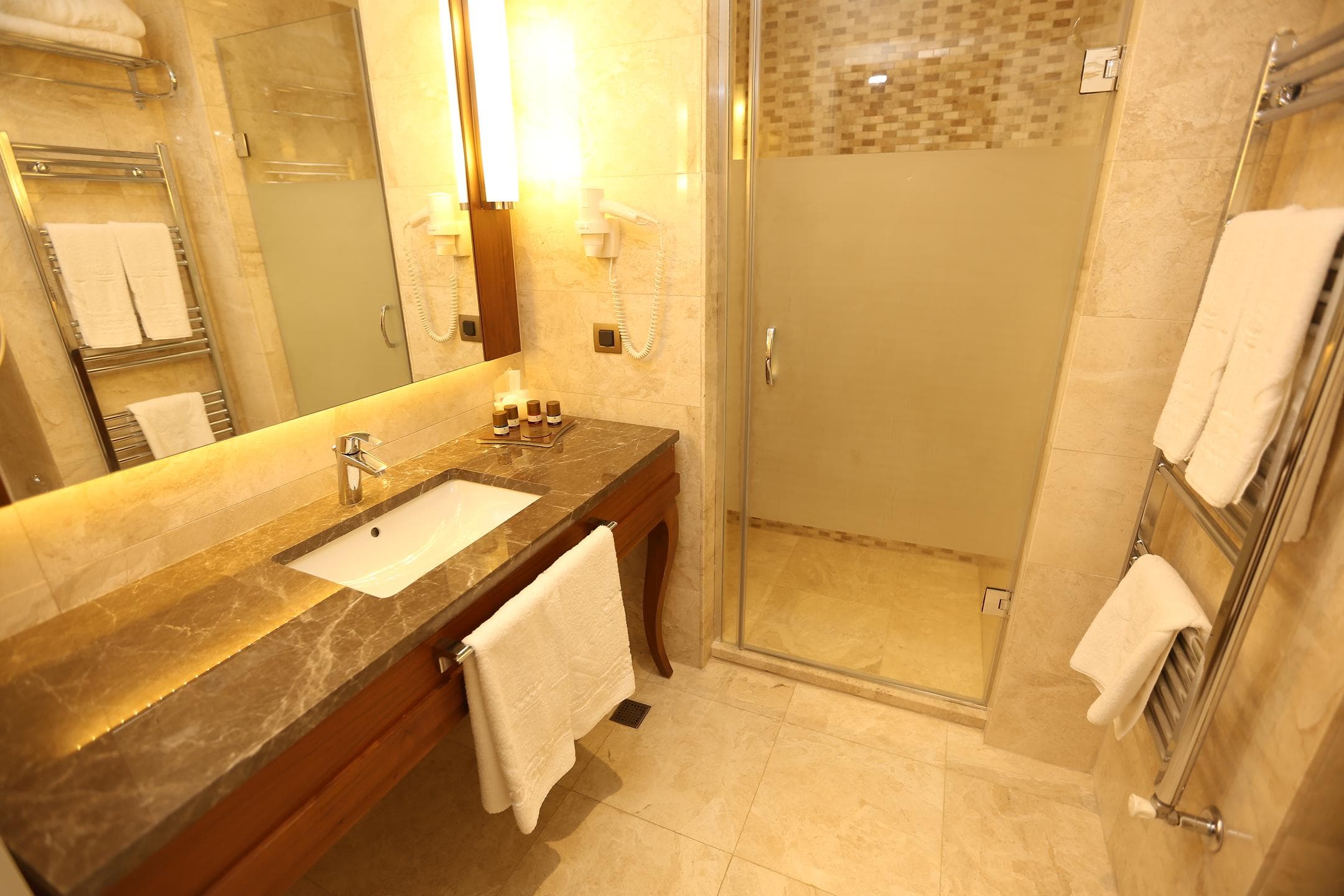 Alusso Thermal Spa & Convention Center Hotel-4