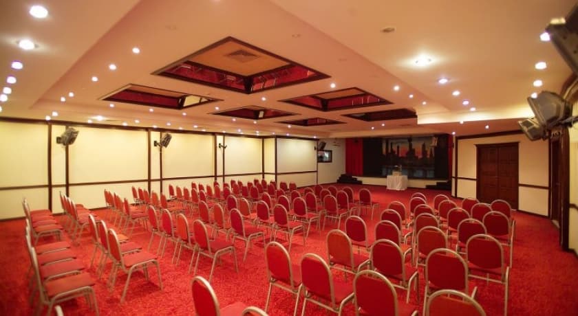 Gypsophila Holiday Village-1