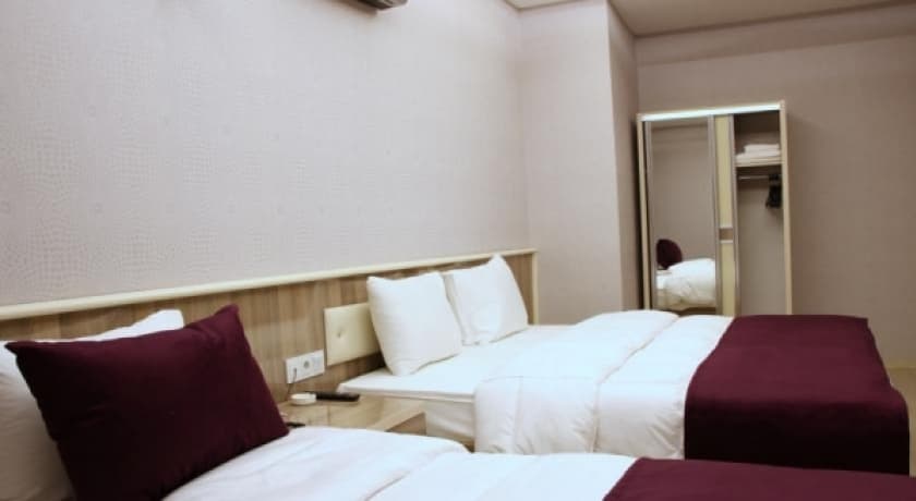 Tokyo Hotel-34
