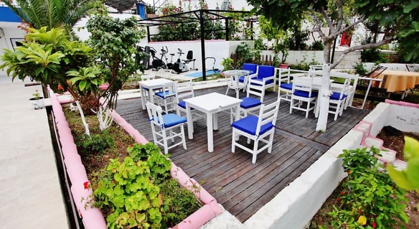 Can Hotel Gümbet-9