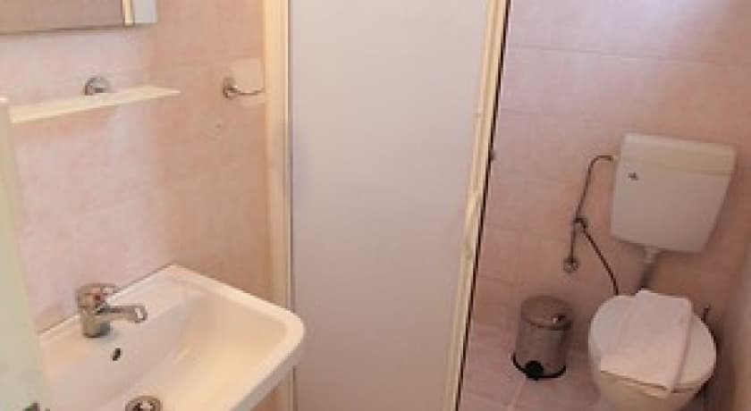 Can Hotel Gümbet-3