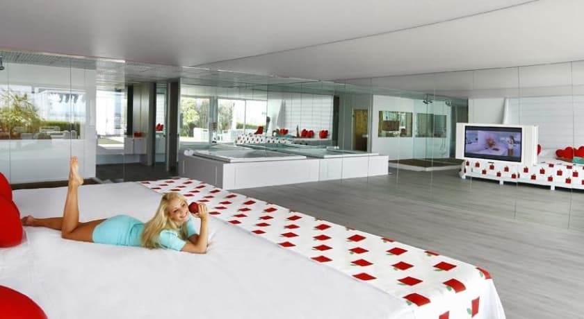 Adam & Eve Hotel-0