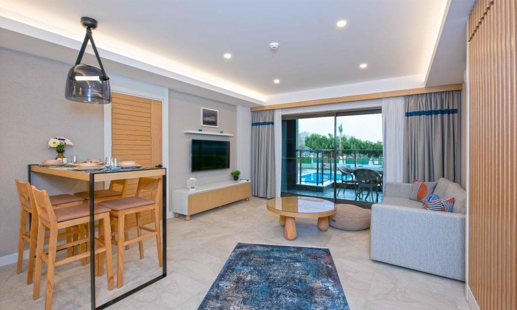 A Suite Side-4
