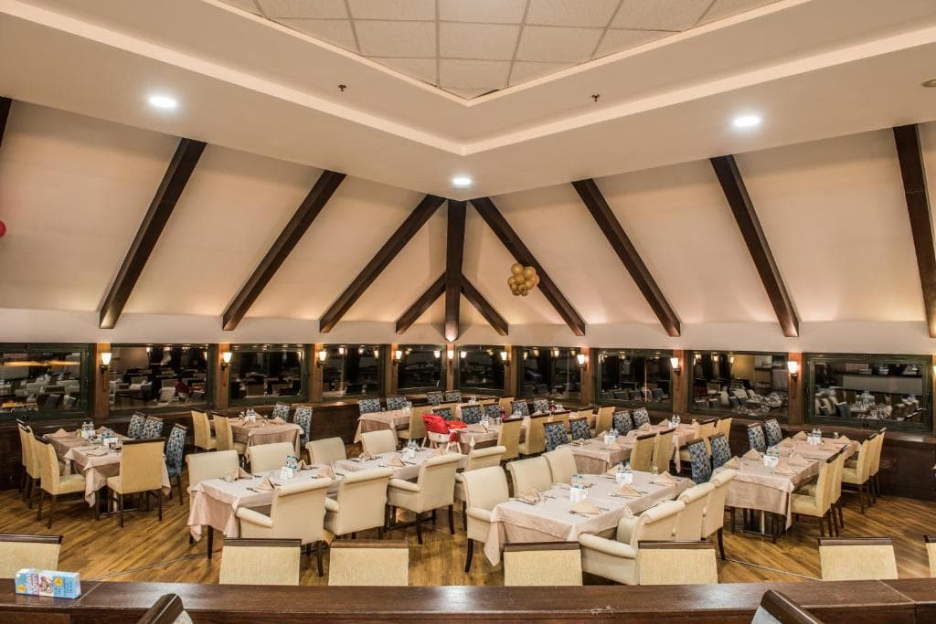 Karinna Hotel Convention & Spa-73